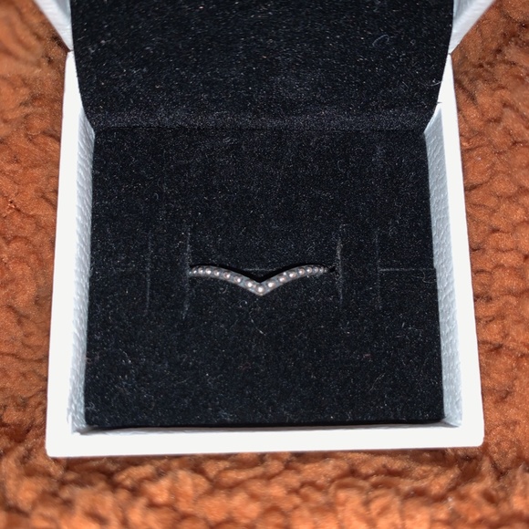 Pandora Beaded Wishbone ring in Sterling Silver - Picture 5 of 5